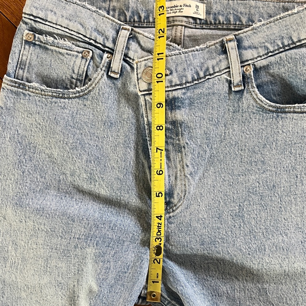 Abercrombie & Fitch The 90s Straight Ultra High Rise 28 / 6R - Picture 7 of 16